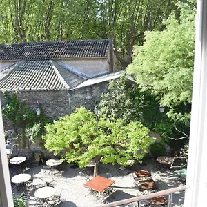 2* Bed & Breakfast La Figuiere De Vaucluse